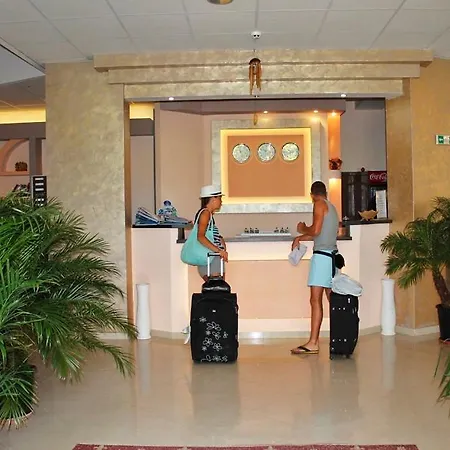 מלון Jupiter סאני ביץ'