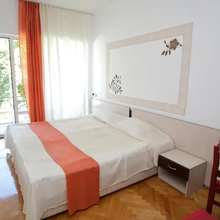 Hotel Jupiter 3*