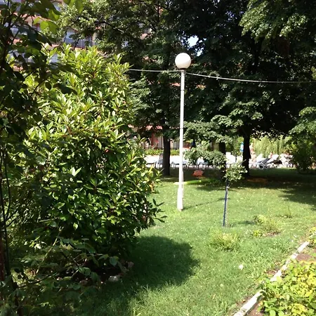 Отель Hotel Jupiter Солнечный берег